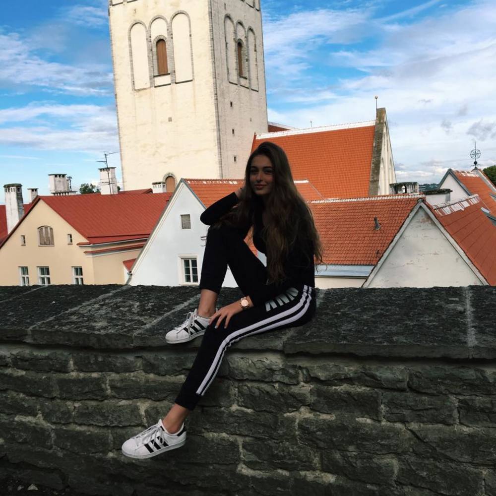 Meet your Posher, Naz